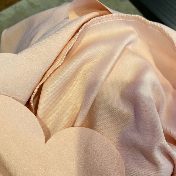 Vanilla Bay Medium Romper Sleeveless Petal Hem Button Clasp Back Slit - Picture 9 of 9